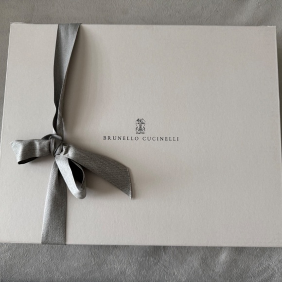 Brunello Cucinelli Gift Box with Ribbon - Picture 3 of 6